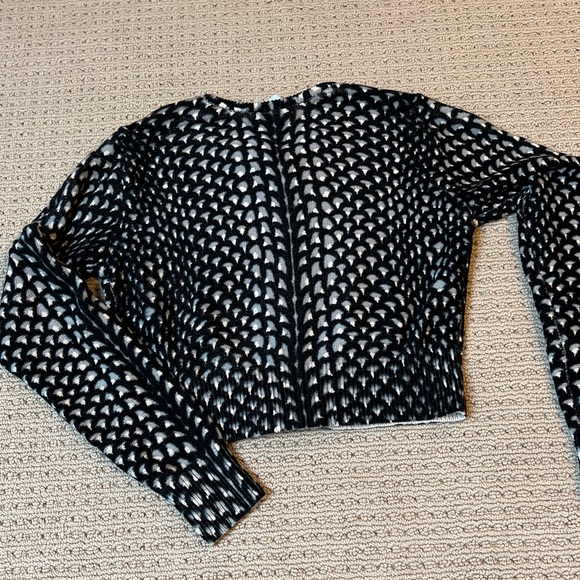 Tracy Reese Cropped Cardigan - Picture 5 of 5